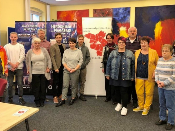 Gruppenfoto der Teilnehmerinnen und Teilnehmer